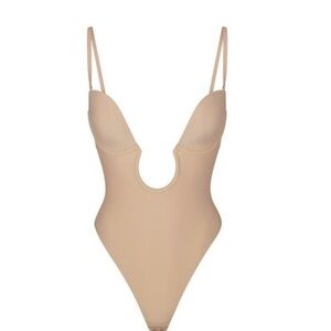 SKIMS Deep Plunge Bodysuit